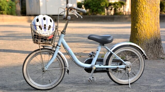 自転車とヘルメット