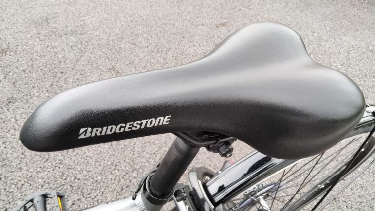 2024年TB1のサドル