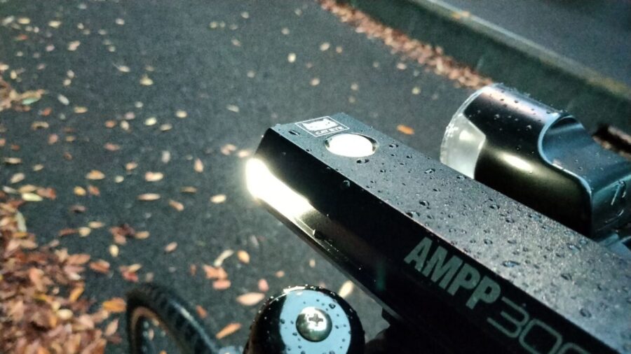 TB1にAMPP300ライト取付け