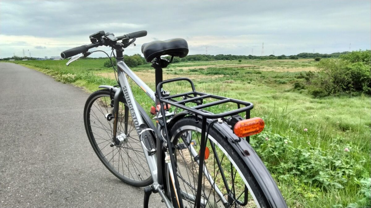 TB1とサイクリングロード