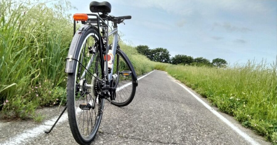 TB1でサイクリングロードを走る