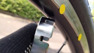 ニップル回しを使う
